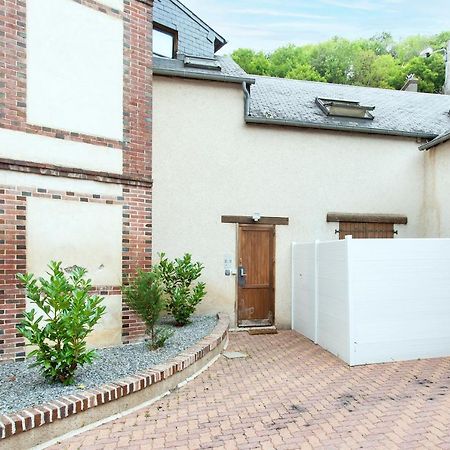 La Petite Terrasse - Appartement Spacieux Brionne Exterior photo