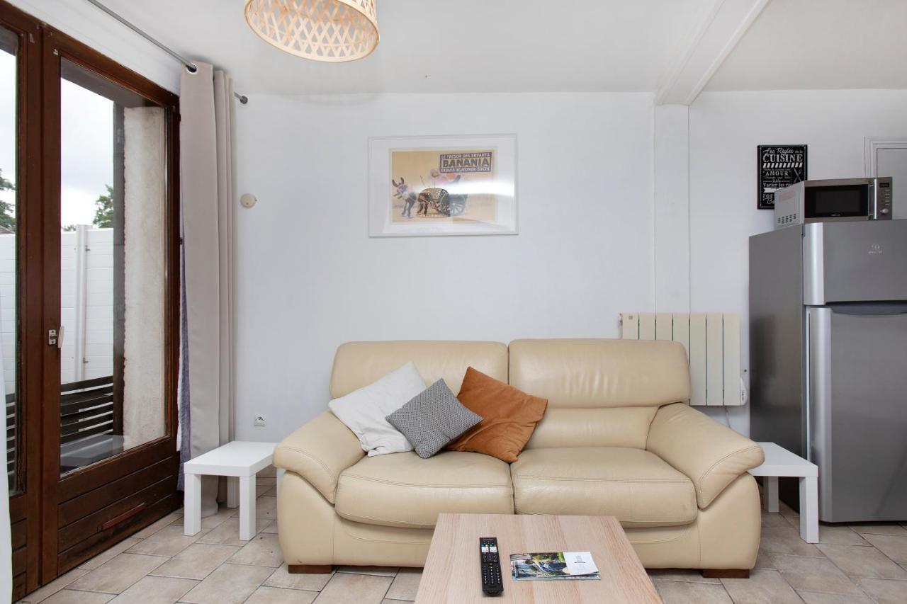 La Petite Terrasse - Appartement Spacieux Brionne Exterior photo